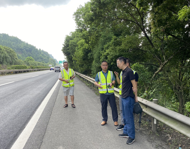no436-遂宁管理处认真落实自然灾害综合风险公路承灾体普查工作（唐成）.jpg